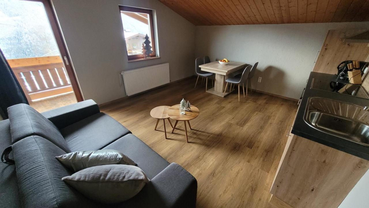 Aparthotel Haus Gruebl Wald im Pinzgau Zewnętrze zdjęcie